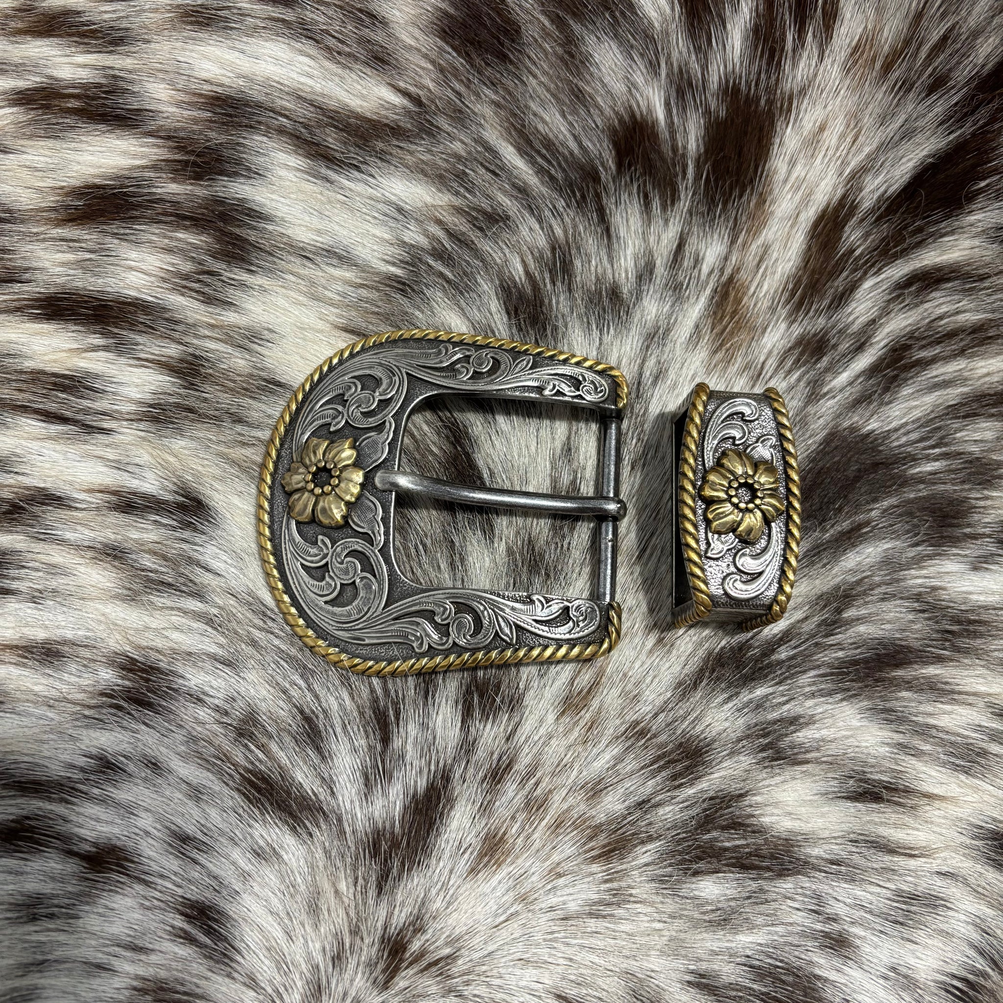 1.5” Buckle & Keeper
