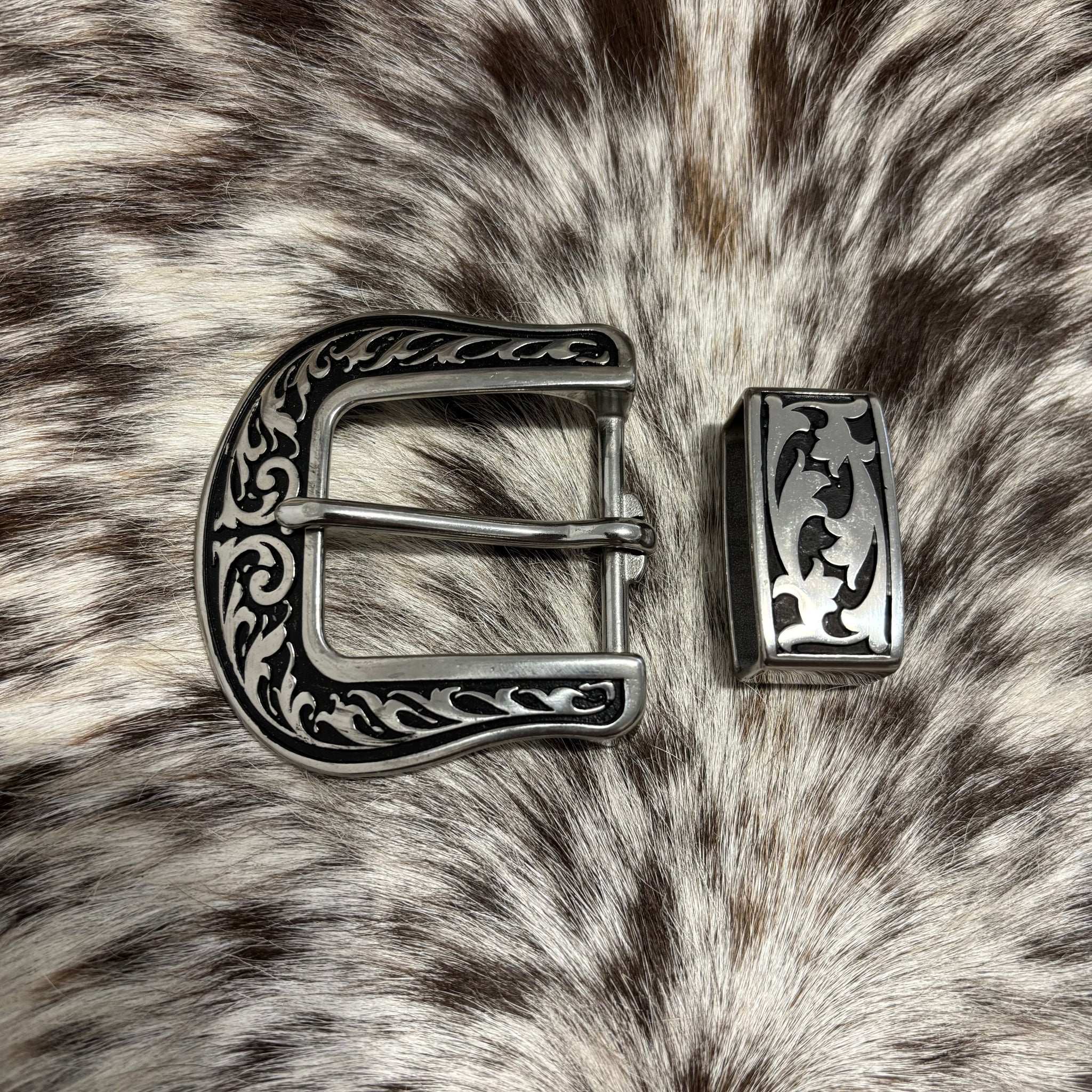 1.5” Buckle & Keeper